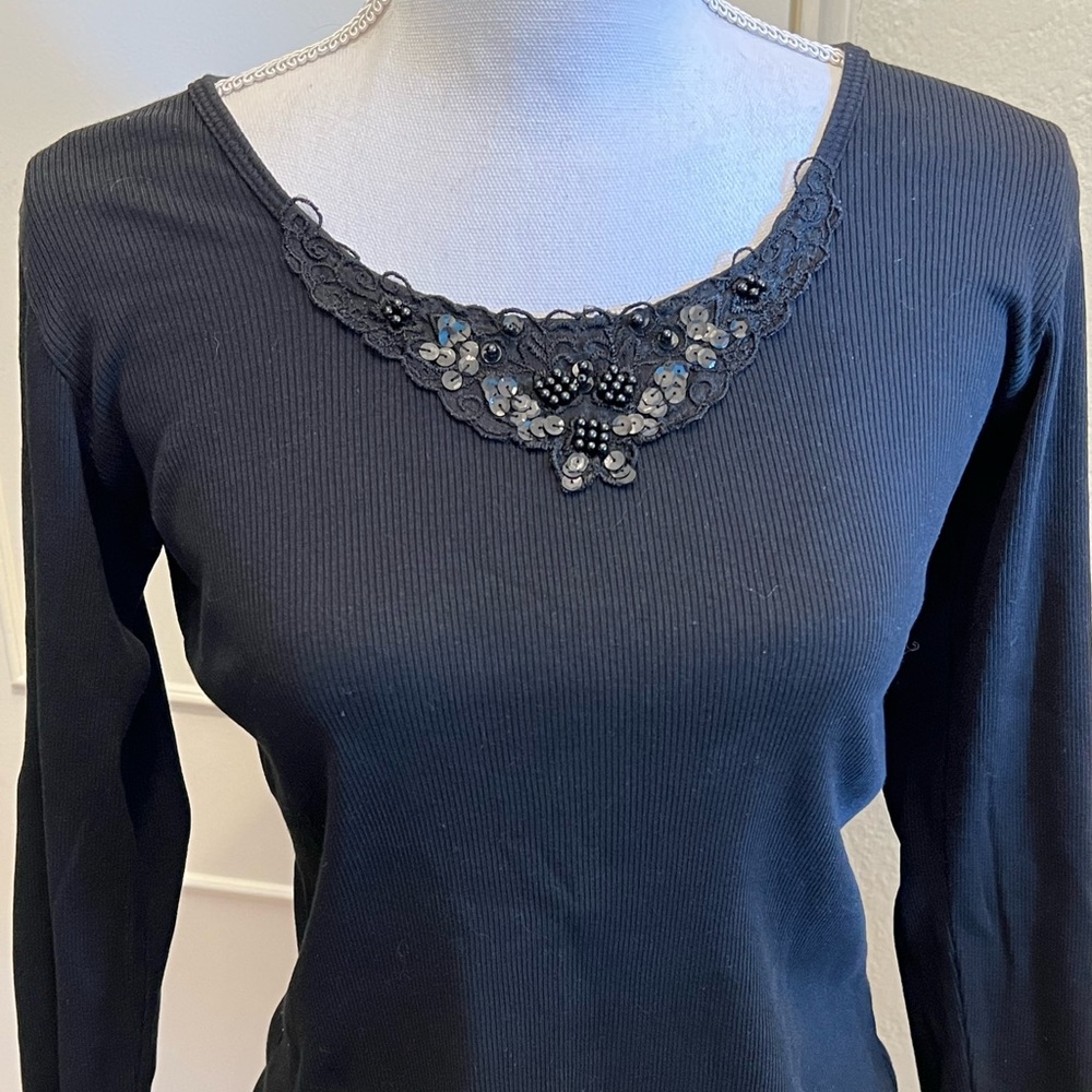 Blue long sleeve scoop neck top w/ embellishment on neckline. Size L